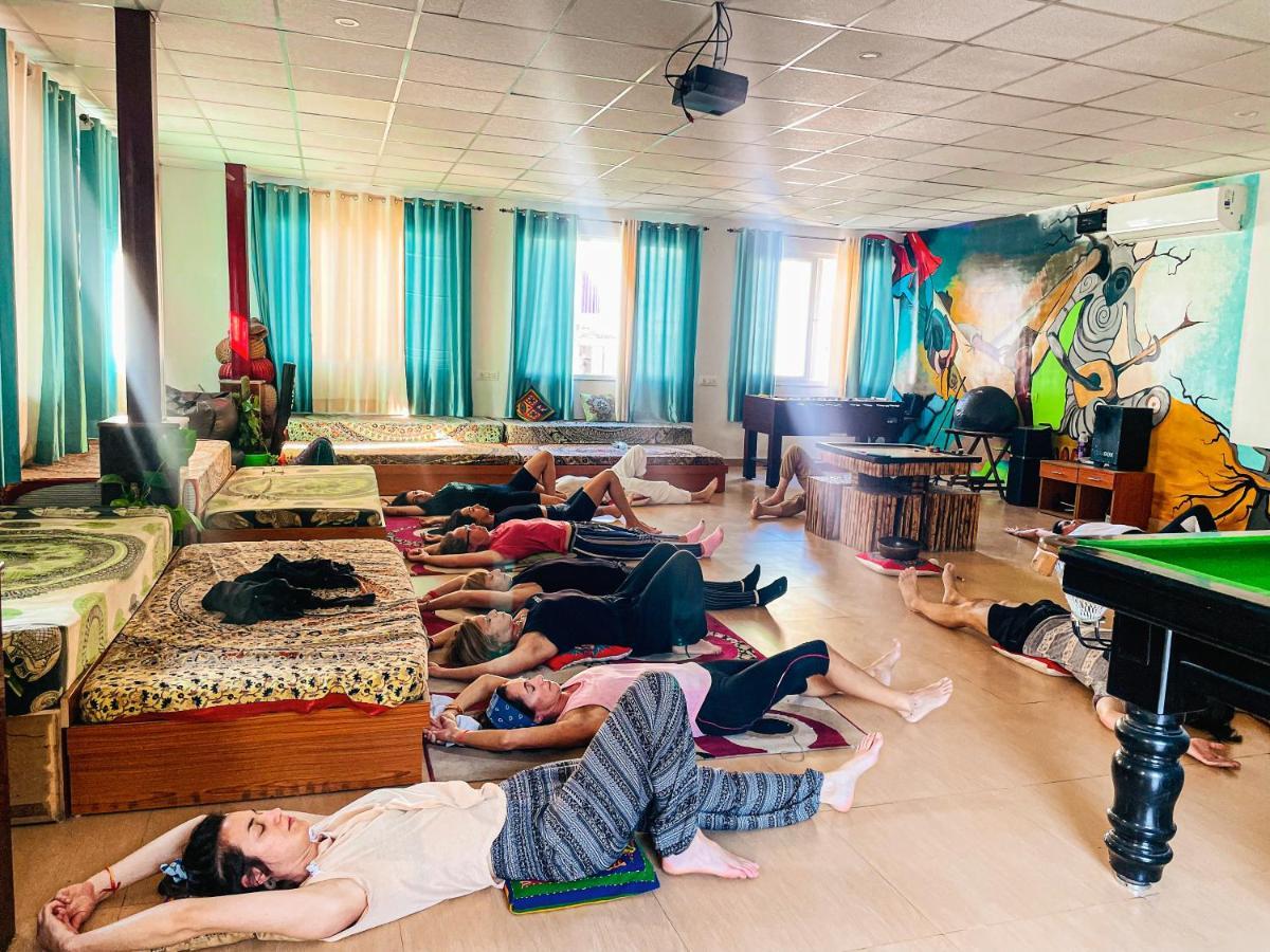 Karwaan Hostel Rishīkesh Екстериор снимка